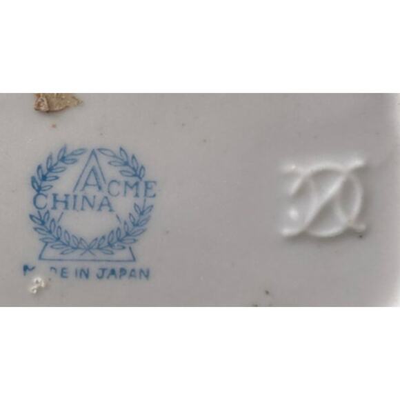 ACME China Planter Pixie Elf Crouching in Tree Stump Vintage Made in Japan - Picture 8 of 8